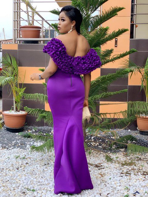 tofiatelier's tweet photo. “People will stare, make it worth their while.”
– Harry Winston
#fashionjunkie #selectastyle #fashionable #fashionaddict #fashiondaily #paper #pattern #patternmaking #patternmadeeasy #illustration #learnhowtomakeyourownpattern #bodice #skirt #fashion #fashionacademy https://t.co/jM7BzS98tr