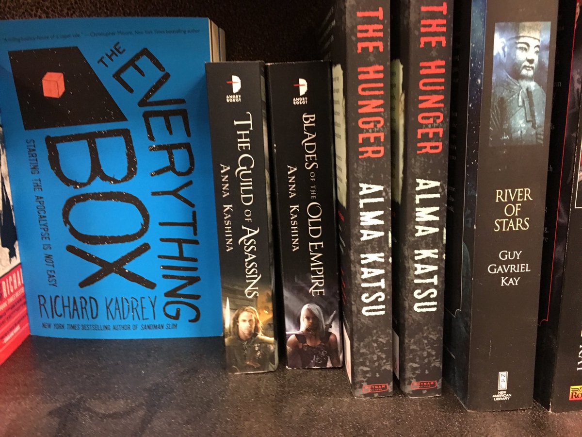 Anna Kashina On Twitter So This Is A Bookshelf In A Barnes And