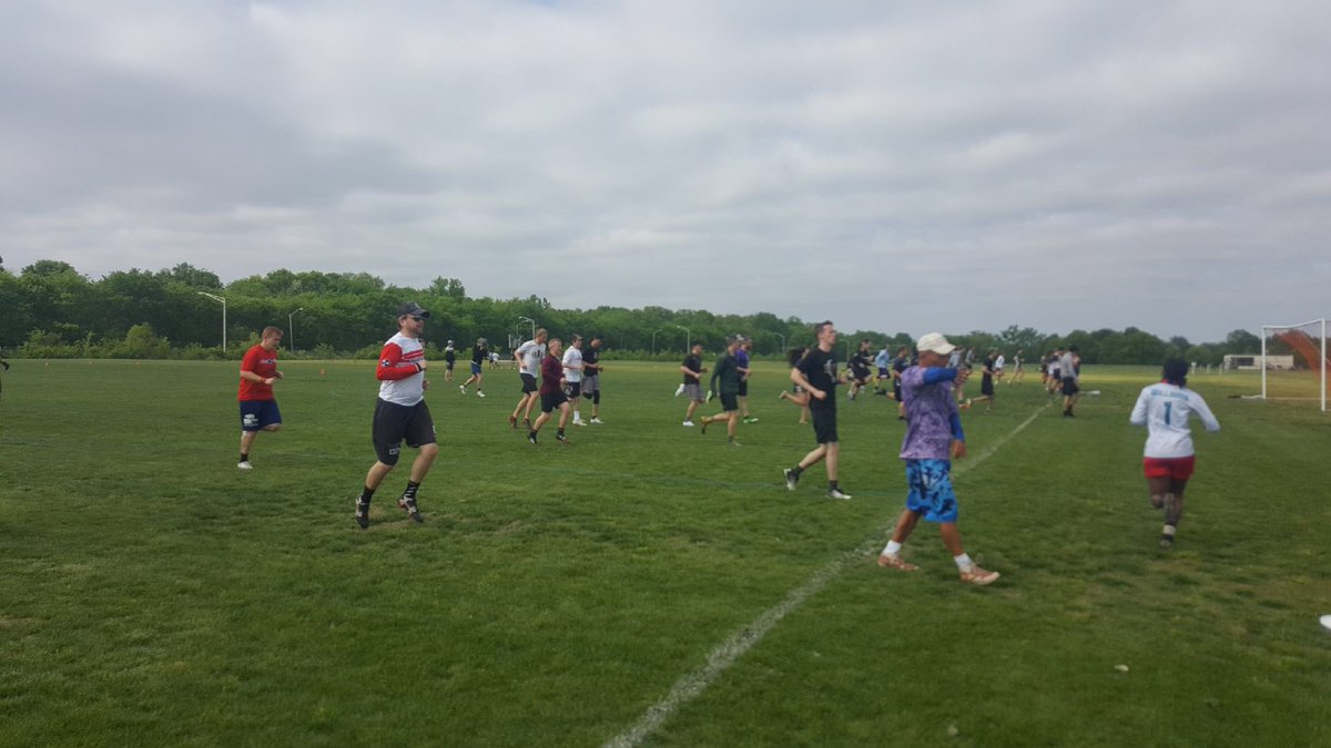 Thanks to everyone who made it out to our first open tryout this morning. We had over 50 people turn up to have fun. Nash ultimate is in good shape!!!