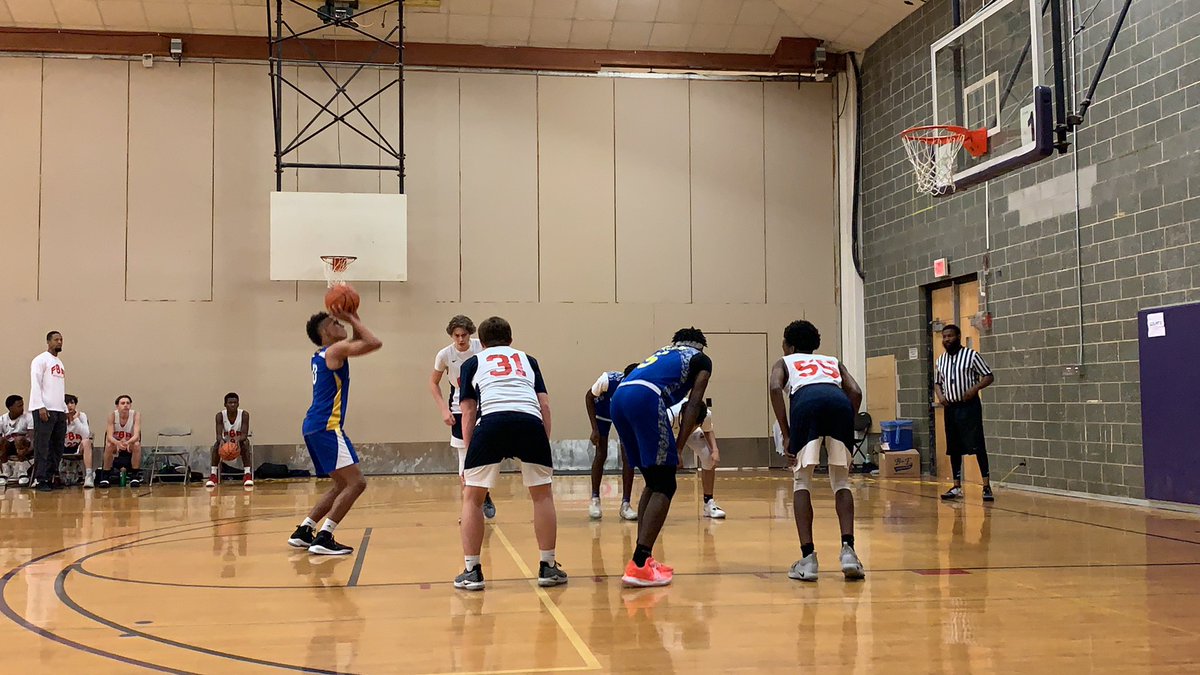 RecruitTerryn's tweet photo. Wasnโt a horrible ๐ tournament but didnโt take home the championship. Did bring home a battle wound to the mouth though. But whatever, part of the game #TakingHits #ItsWhatIDo #ToughItOut https://t.co/qHI8iMZTa7