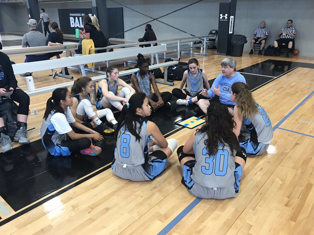 phoenixselect's tweet photo. Phoenix 2023 went 3-2 this weekend & our 2 losses were by a total of only 4 points🏀 #starting2click #41pointsNoneHalf #greatKids #phoenixProud https://t.co/DLHxuFJxQC