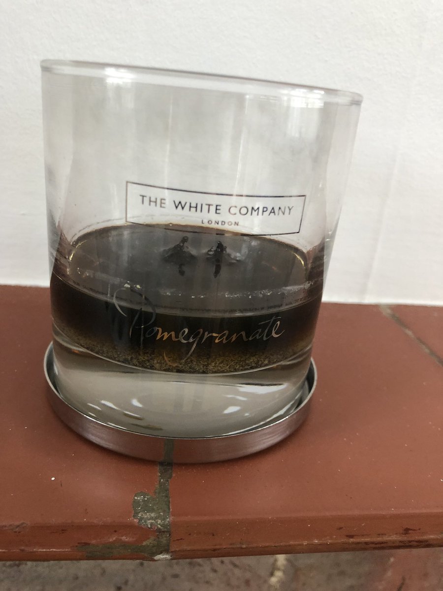 KimPasteau's tweet photo. @thewhitecompany why is my lovely pomegranate candle setting off all my smoke alarms... and why has it gone BLACK?! https://t.co/GuFGCfDjbd