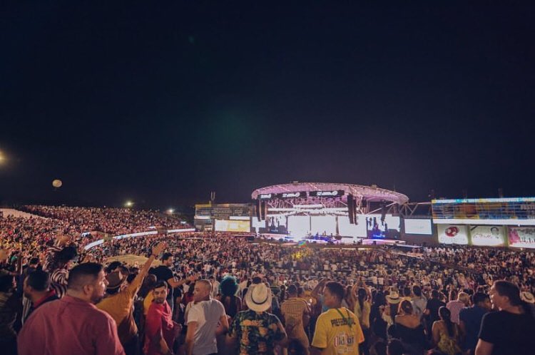 Magnífico show anoche de <a href="/PeterManjarres/">petermanjarres</a> + <a href="/danielmaestrea/">Dani Maestre</a> en el Parque de la Leyenda ¡Puro <a href="/FESVALLENATO/">Festival Vallenato</a>!