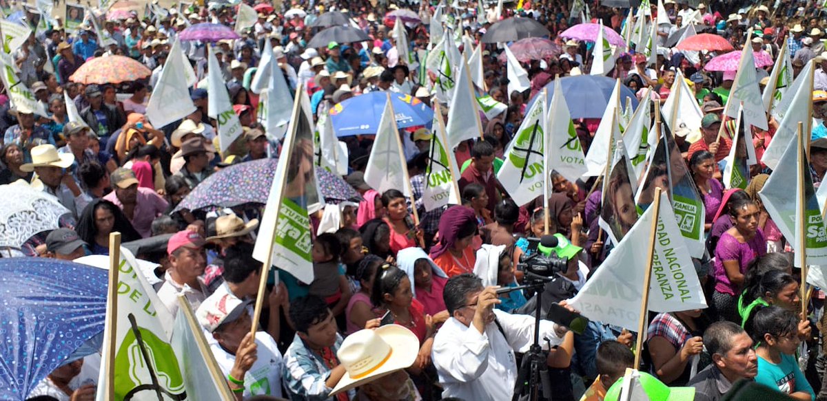 oriente_news's tweet image. @SandraTorresGUA | Cuando sea presidenta no voy a venir a comer gallina en crema con loroco, voy a comer caldo de gallina pero no a escondidas sino publicamente y con todos ustes, dijo a simpatizantes en Sanyuyo #Jalapa