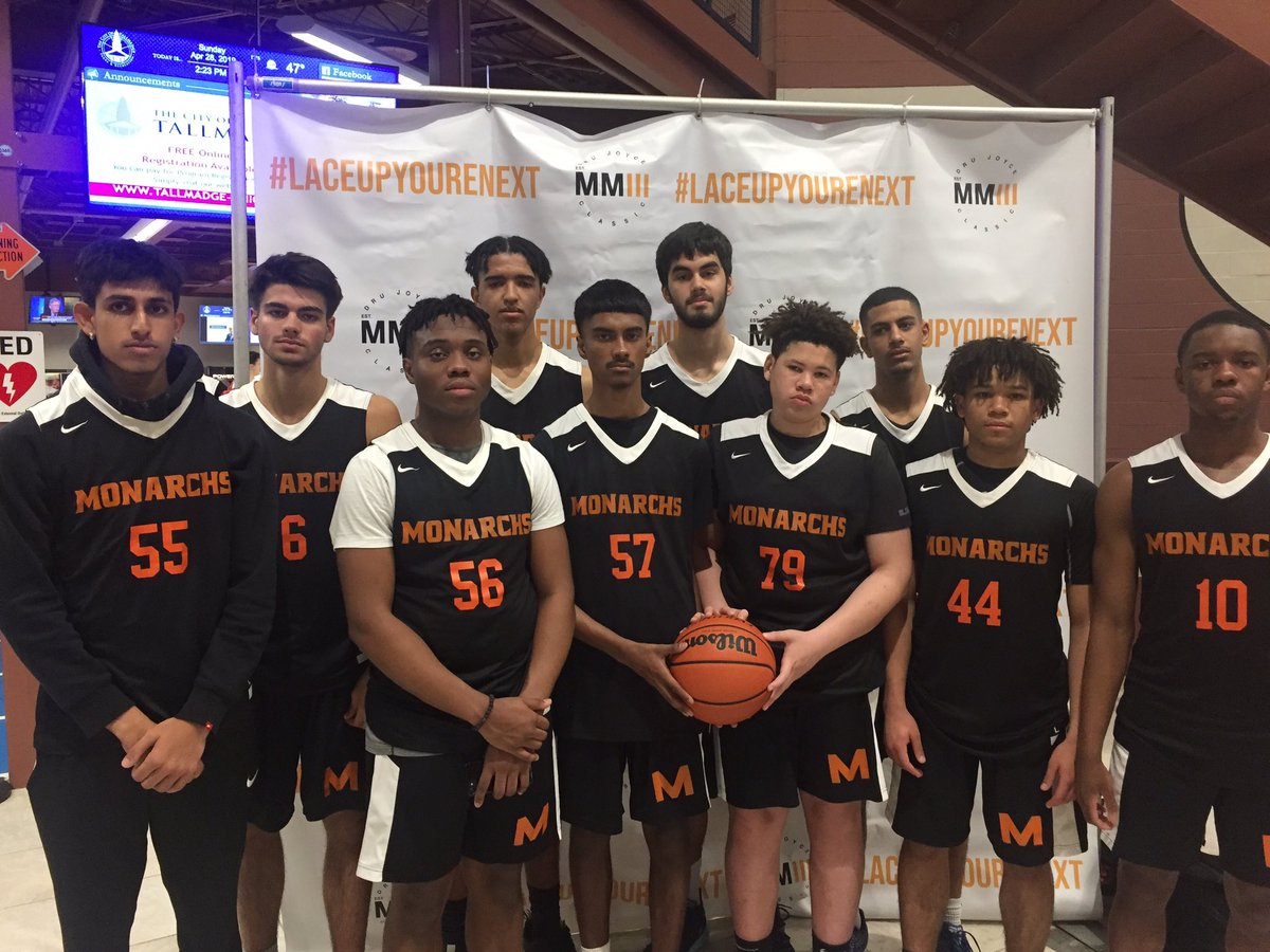 Your <a href="/monarchsbball/">MONARCHS BASKETBALL</a> won 60-50 against Grand Rapid Storm, winning 2019 <a href="/drujoyceclassic/">Dru Joyce Classic</a> U16 Cop Div. Championship. @NikZefi_HoopEd <a href="/wesblairbrown/">Wes Brown</a> <a href="/OBABBall/">Ontario Basketball</a> <a href="/circuit_jr/">NationalJrCircuit</a> <a href="/NikeTeamCanada/">Nike Team - Canada</a> <a href="/DrewEbanks/">OnPointBasketball</a> <a href="/HoopReview/">HoopReview</a>