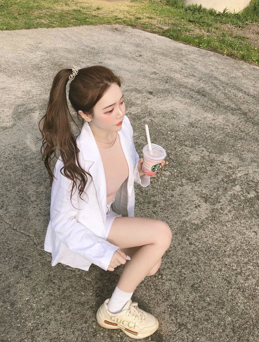 💗💭⛓🌸🌷🍥💒🎀 
컬러 로사 .... # 004ethereal ♡ᵎ