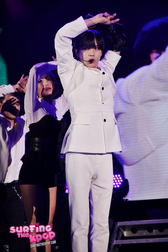SurfingTheKPOP's tweet photo. Taemin performing at the 2019 Korea Times Music Festival. 
                                   
Please do not edit or remove watermark.                       
_____________________ 
#Taemin #LeeTaemin #이태민 #태민 #SHINEE #샤이니 #KTMF #KoreaTimesMusicFestival #KTMF2019 https://t.co/CRVC177XTV