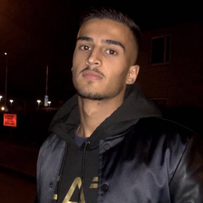 Alehoom1's tweet photo. #NewProfilePic https://t.co/jzRPv8HgTs