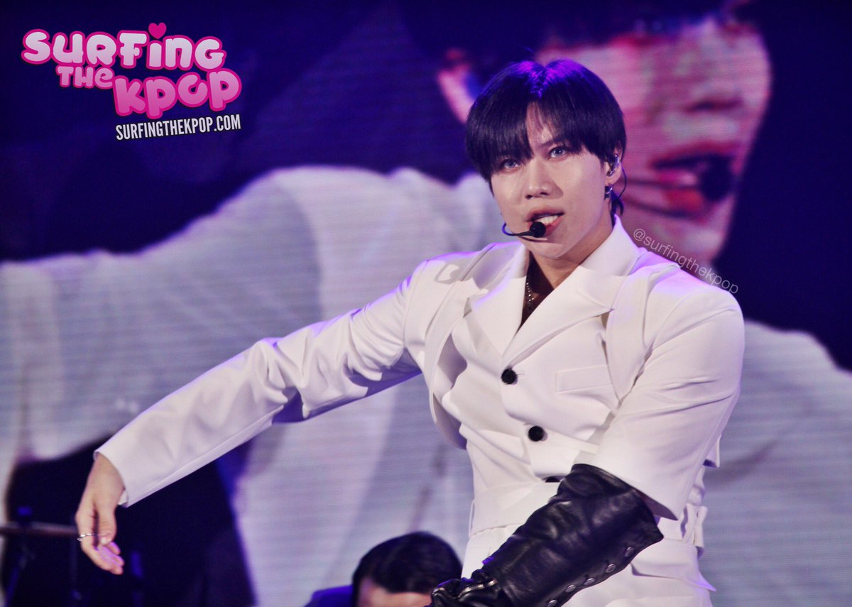 SurfingTheKPOP's tweet photo. Taemin performing at the 2019 Korea Times Music Festival. 
                                   
Please do not edit or remove watermark.                       
_____________________ 
#Taemin #LeeTaemin #이태민 #태민 #SHINEE #샤이니 #KTMF #KoreaTimesMusicFestival #KTMF2019 https://t.co/2tK0PbzbVv