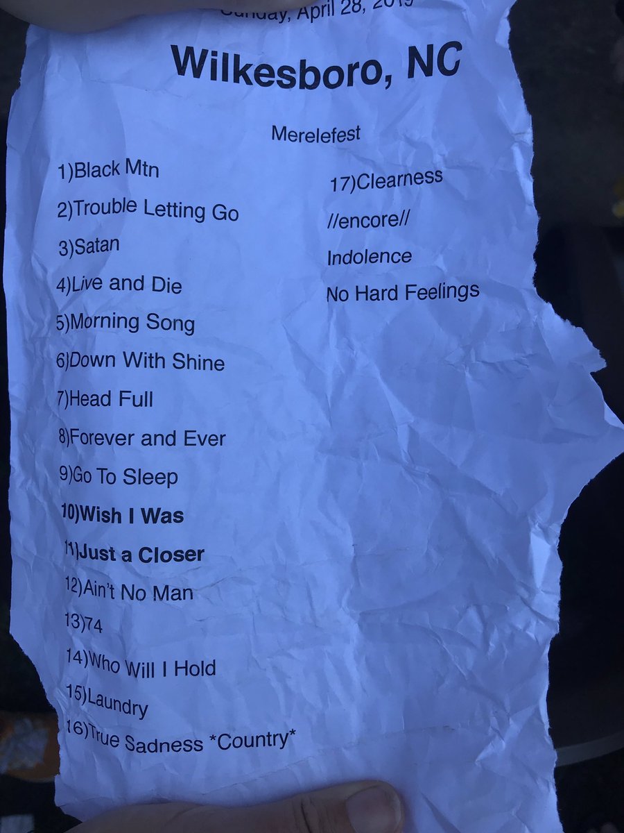 DCRANGERFAN's tweet photo. Tonight setlist. They didn’t play Indolence. Great fun!! #avettbrothers https://t.co/T68ZlHCsaZ