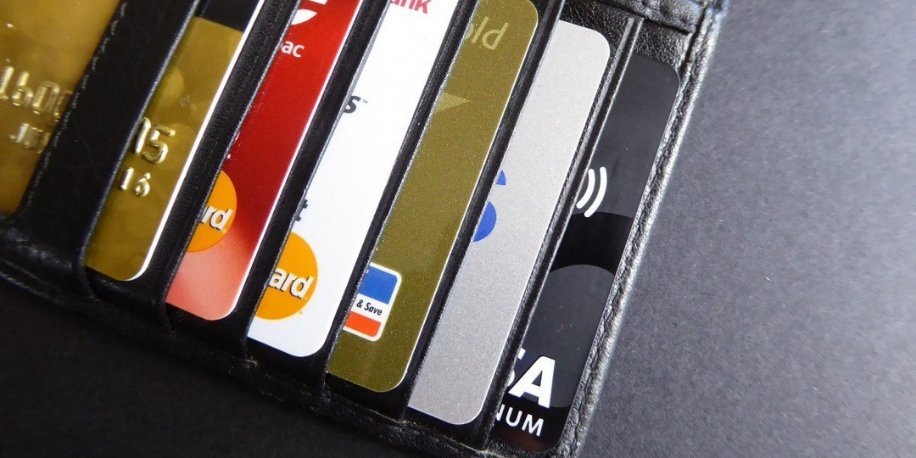Our customer service experts answer most asked questions about renting a car and credit cards:

>>>vehicle-rent.com/en/a-guide-on-…