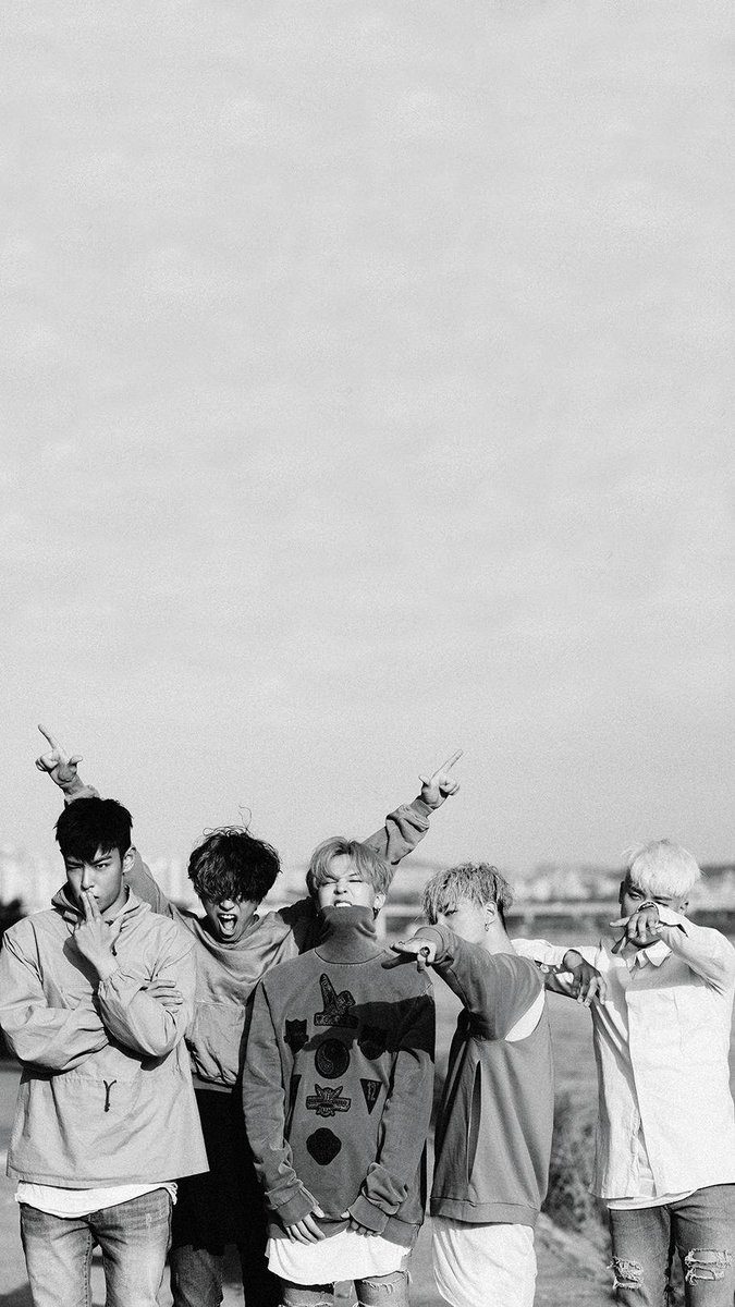buruship's tweet photo. “A real friend is one who walks in when the rest of the world walks out.”
– Walter Winchell 💛 #vipyellowheartproject https://t.co/IWsoSxTrFy