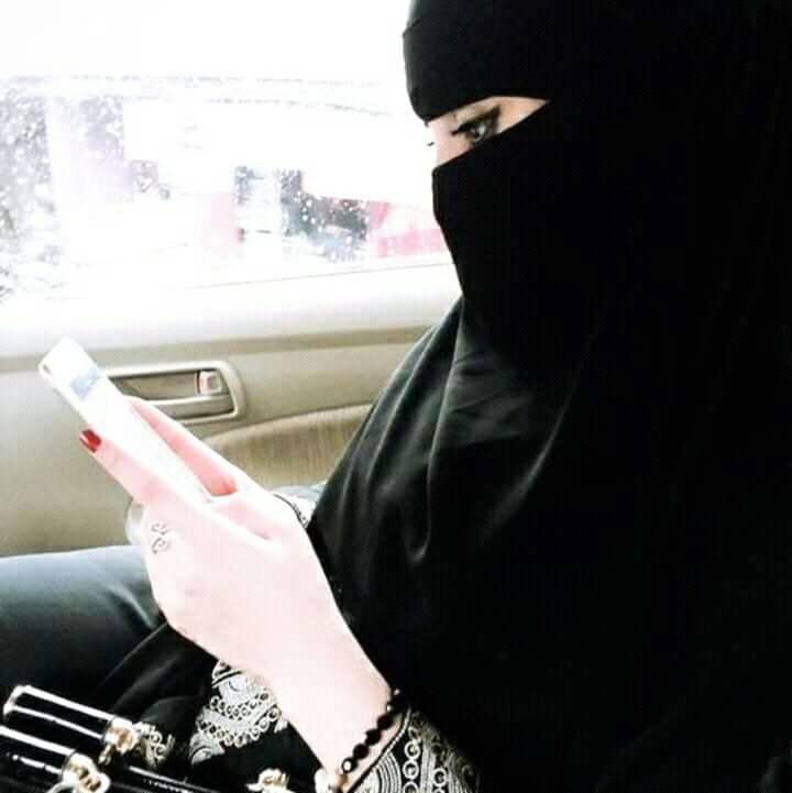نضرتي في هاتفي تدل علي شخصيتي