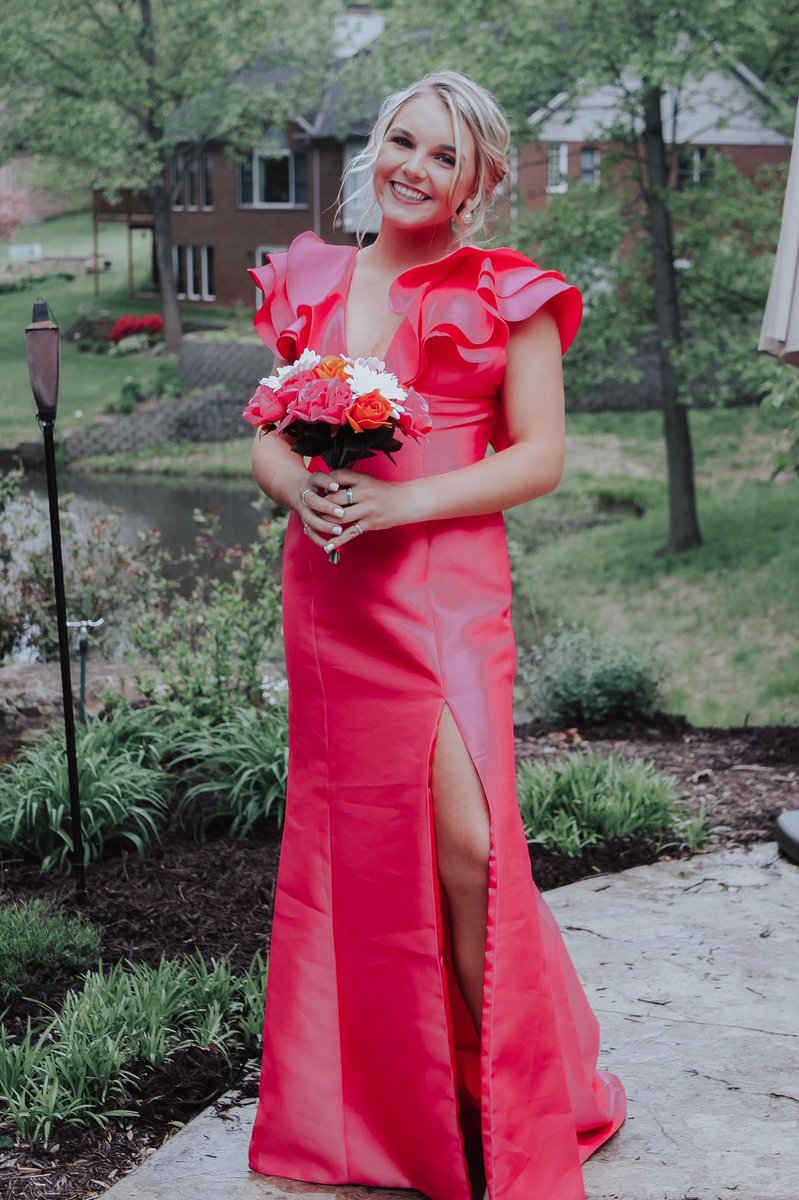 LayneeHarding's tweet image. Prom 2019 🌷🌷 @SherriHill