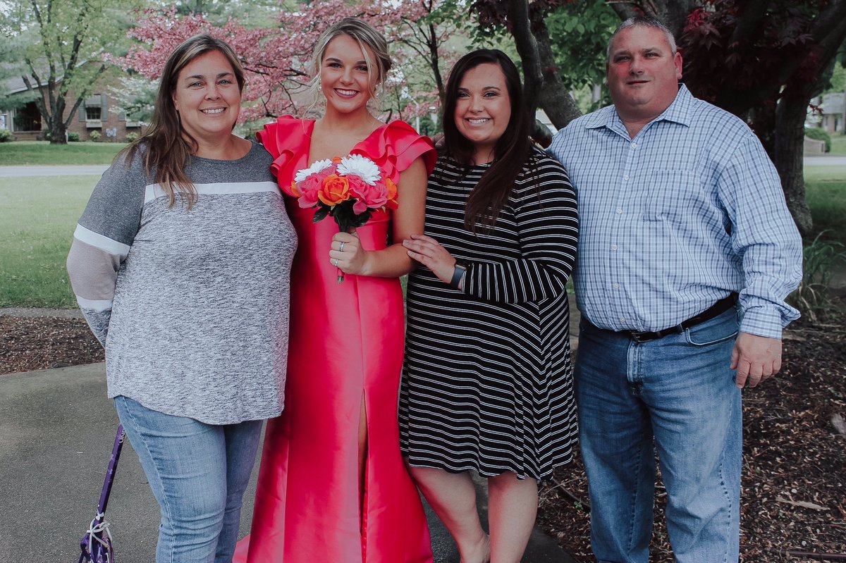 LayneeHarding's tweet image. Prom 2019 🌷🌷 @SherriHill