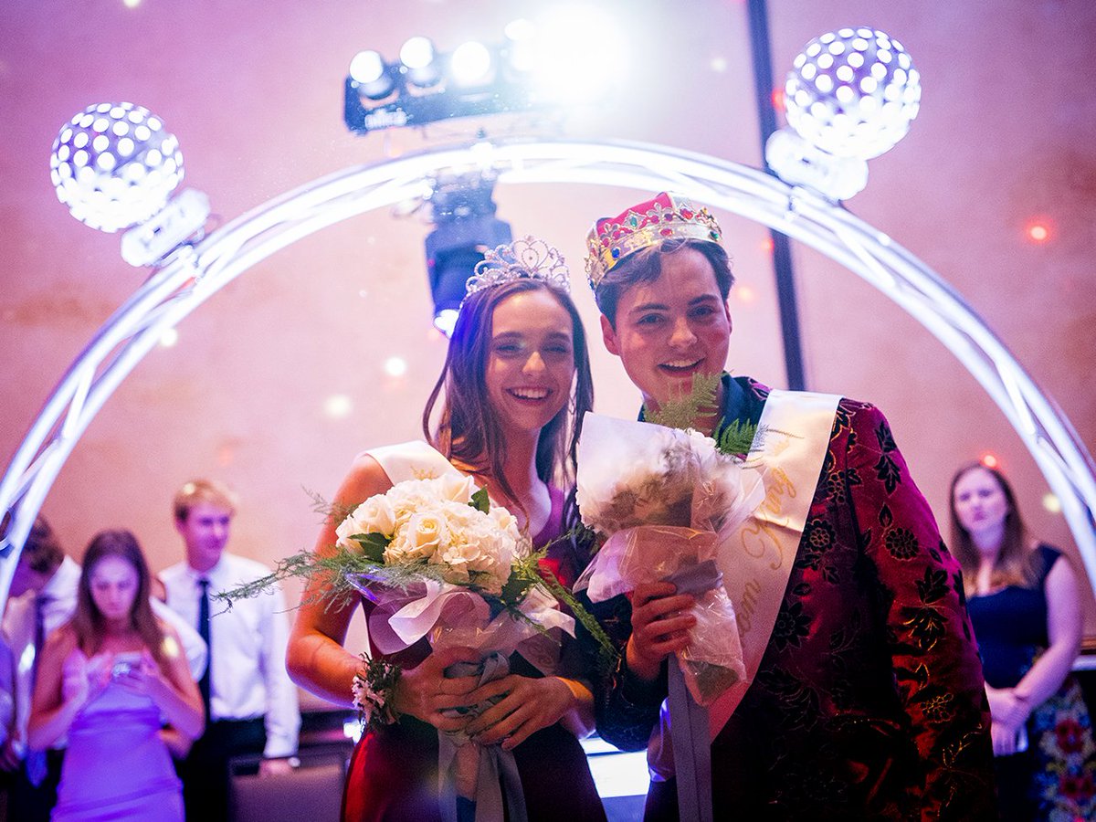 bpaciorka's tweet photo. I had so much fun photographing @WHSRebelNation's prom night! 

Check out the full, 50+ photo @knoxnews photo gallery riiiiiight here: https://t.co/L6v93Y6o76 https://t.co/52tNqoSZtY