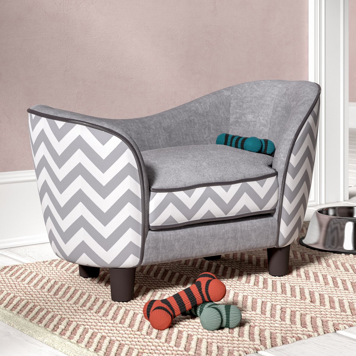 It's National Pet Month, so let's paws for a second and appreciate all our furry friends. Does this sofa come in human size too?! wayfr.co.uk/hWFBrh