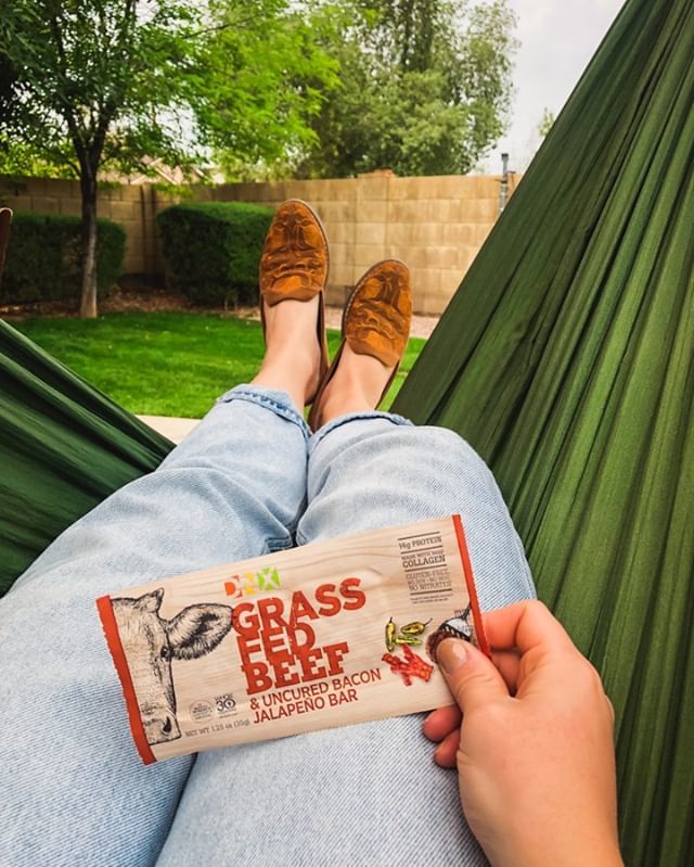 DNXBar's tweet photo. The only way this bar could harsh your afternoon mellow is by lighting up those taste buds, and that doesn't even sound half bad. Keep calm and hammock on, your tranquility is safe with us #DNX https://t.co/8KOsMcwyFo https://t.co/PFnswImfq6