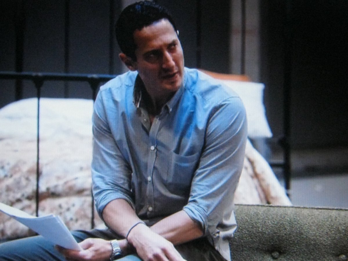 Elina21458891's tweet photo. #SashaRoiz🌟#LisaDatz🌟#SilasWeirMitchell🌟on rehearsal "Three Days of Rain" at Portland Center Staga ❤️🌹☀️ https://t.co/Yi77ImAek9
