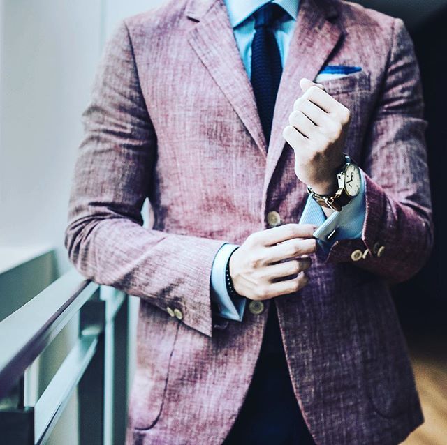 You can spend thousands on a suit, a watch, a car but how much are you prepared to invest to find your soulmate? #bloomconsultancy 😘 bit.ly/2DCDQi5