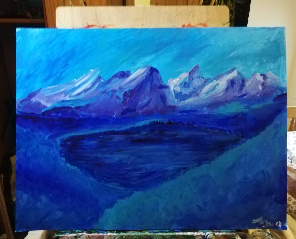 hap_healing_art's tweet photo. Went through my materials & found an old #painting I had done a few years ago. It had suffered through various moves, so for today's #artchallenge I touched it up #restoring #touchingup #landscape #nighttime #shadesofblue #creativitychallenge #art #artbyanya #acryliconpaper https://t.co/4hZ03m3RH6