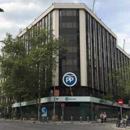 meneame_net's tweet photo. Edificio de oficinas en Génova 13 por 50.000.000 € en Madrid en WALLAPOP https://t.co/wTqgeL2UFe https://t.co/znUPbL8bFQ