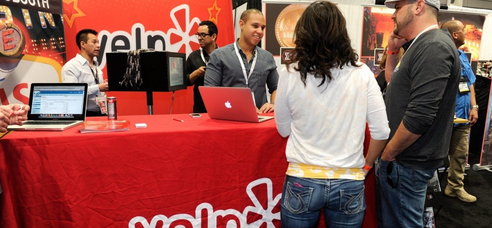 Grouve's tweet image. Don&apos;t Fight with Bad Reviews Unless You Take These 5 Steps dlvr.it/R3h2p7 #SocialMediaToolkit