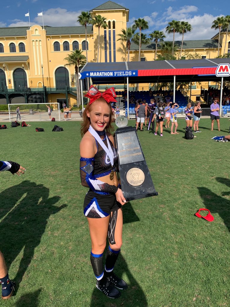 🦋paige megellas🍄 tweet media