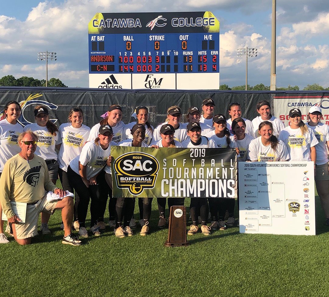AUTrojans's tweet photo. SAC Softball Tournament Champions...Go Trojans! #TrueToAU https://t.co/xXheVBKOk6