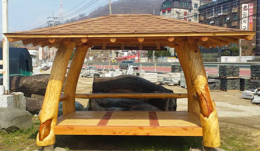 Villa4u's tweet photo. 179 슁글지붕 원두막 우물마루 200x300cm 550만원 https://t.co/FXUoBkcf41 https://t.co/X41HttMEzI