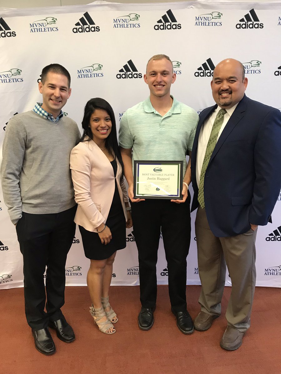 MVNUTennis's tweet photo. Congratulations to our MVP Award winners @haggard263 and @caseyy_clark “In recognition of an outstanding performance during the season” @mvnu_cougars #Tennis🎾 #Banquet2019 #awards https://t.co/vRKmvDi16Y