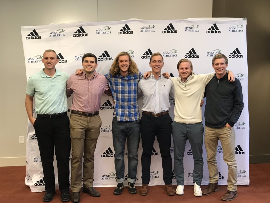 MVNUTennis's tweet photo. Men’s &amp; Women’s Tennis Banquet 2019 🎾 https://t.co/ixVN6u2IZX