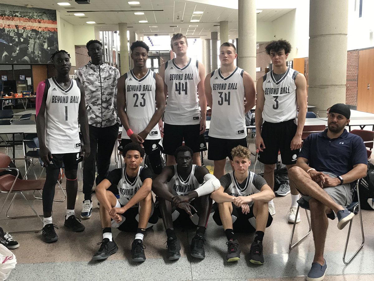 GOBEYONDball's tweet photo. Beyond Ball 24k 17U finishes 2nd at the 23rd year of the prestigious @JayhawkINVITE in Olathe, Kansas.
Great job fellas. Rest those bodies up, get your individual work in &amp; let’s be ready for Minneapolis in 2 weeks.
#connectingcultures #mob 💪🏿🏀💪🏻 https://t.co/sG4kQZEFkX