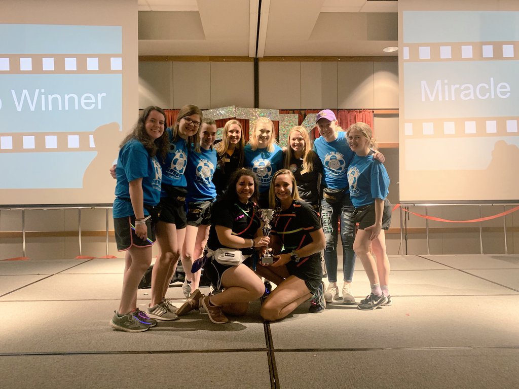 4hthiele4's tweet photo. Truly an indescribable experience 💃🏼🕺🏼 #LCDM14 #FTK 💜💛 https://t.co/AQ1UVlbjD0