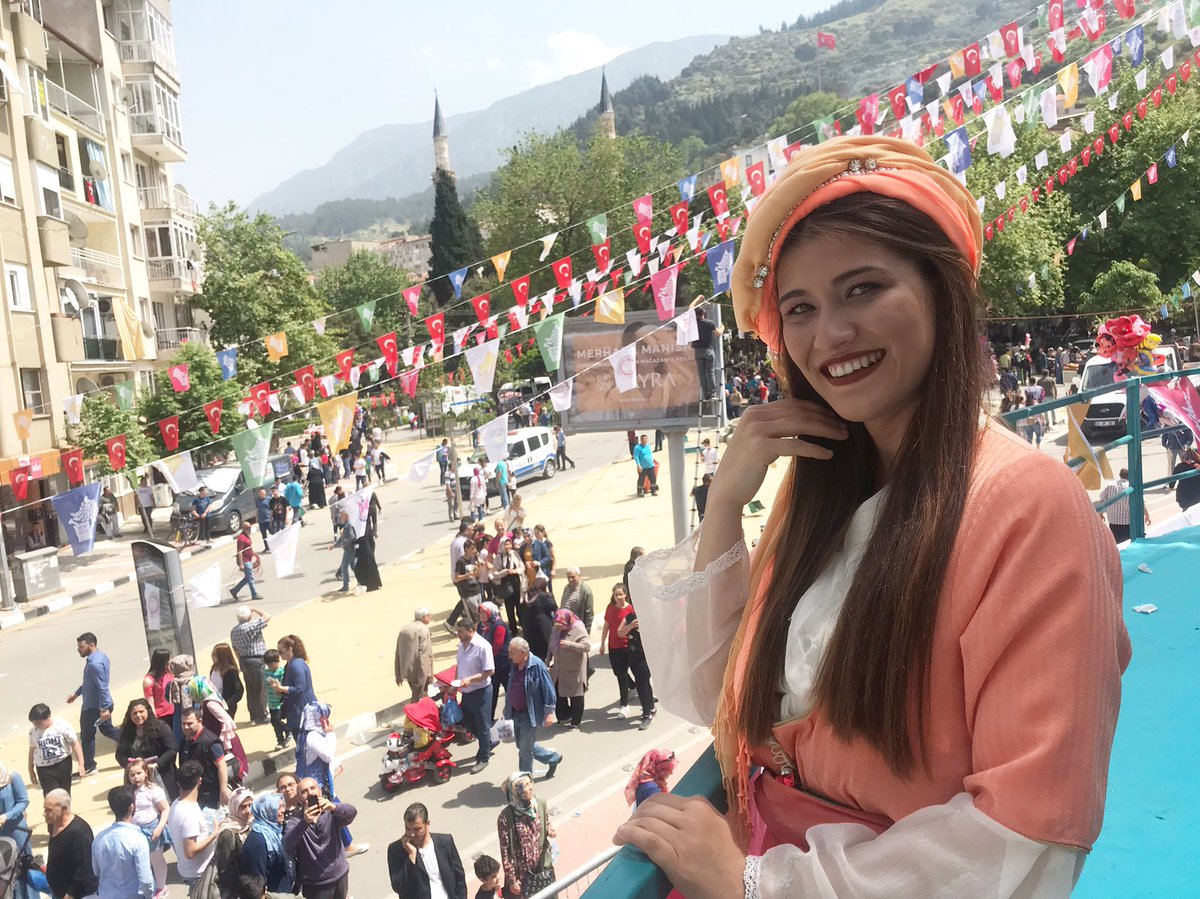 elifsevimoral's tweet photo. #mesirfest 💃🏻 https://t.co/AVPB2CpRpg