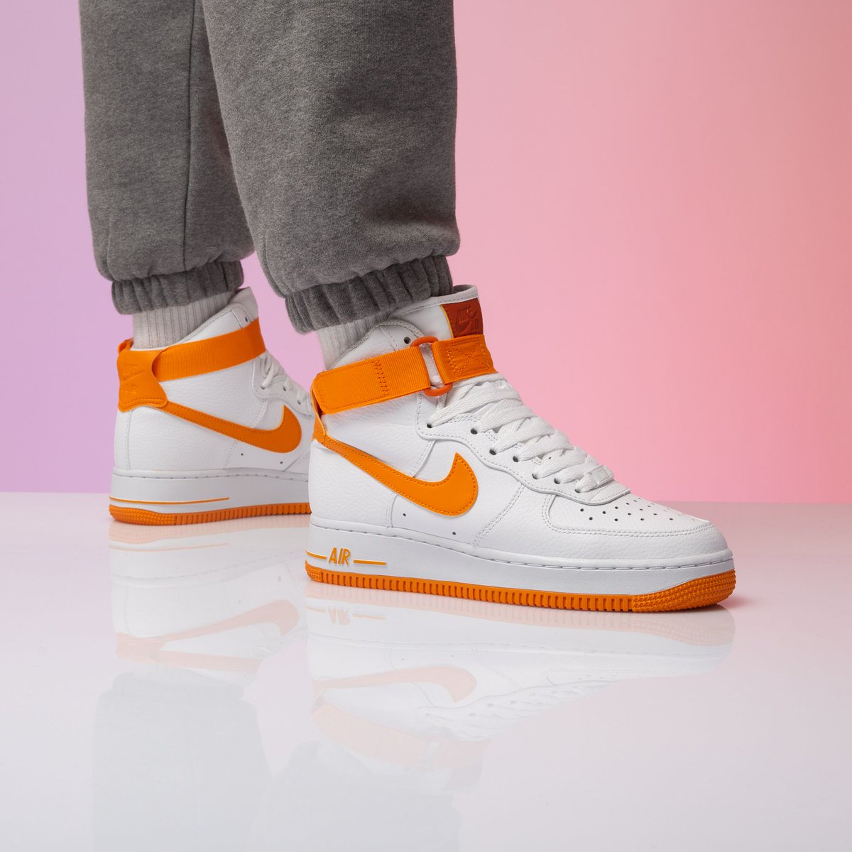 air force 1 orange check