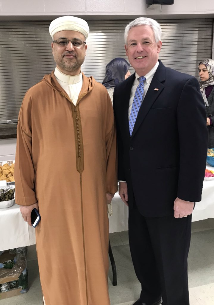 SenJohnFKeenan's tweet photo. Rainy and chilly weather outside, welcoming and warm inside at the Islamic Center of New England in #Quincy (the oldest mosque in New England) with Amam Khalid Nasr on  #openmosqueday. السلام عليكم https://t.co/kxWWZfTDF7
