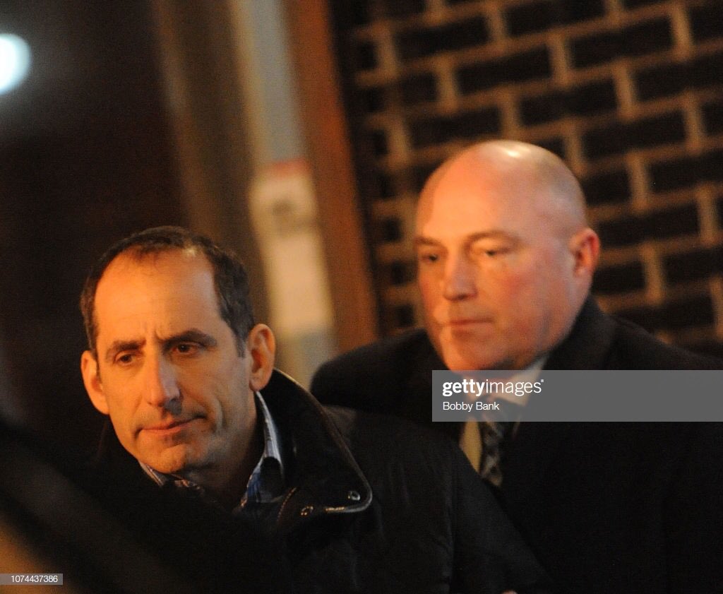 Peter Jacobson I M Gonna Pop Up On Billions Tonight On Showtime Check It Out What A Fun Show Billions Showtime Sho Billions T Co Hkl2pz24x0 Twitter