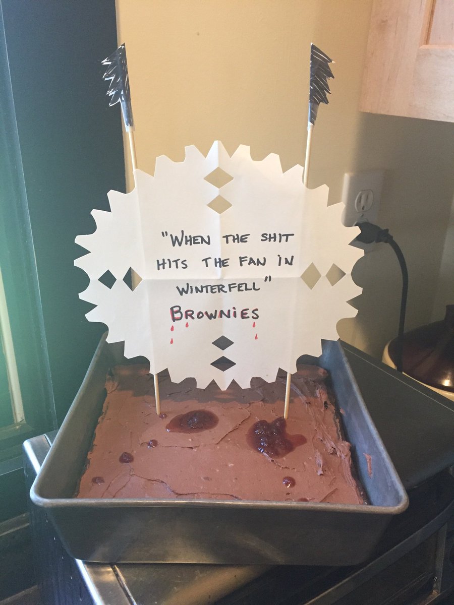 DrakeMeaney's tweet image. My mom is THE coolest person I know #GameofThrones