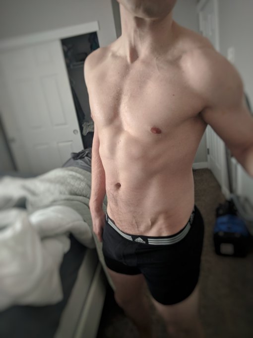 *slides back onto twitter after 2 years* https://t.co/0eWpAe9GMa<a href="/tag/pornlife"class="tags"><span>#pornlife</span></a><a href="/tag/amateur"class="tags"><span>#amateur</span></a>