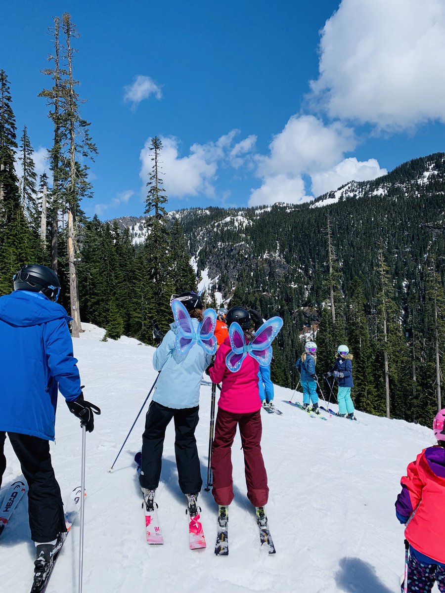 a fairytale ending to another epic ski and snowboard season! <a href="/SummitSnow411/">Summit at Snoqualmie</a> <a href="/Alpental/">davismccutcheon</a>