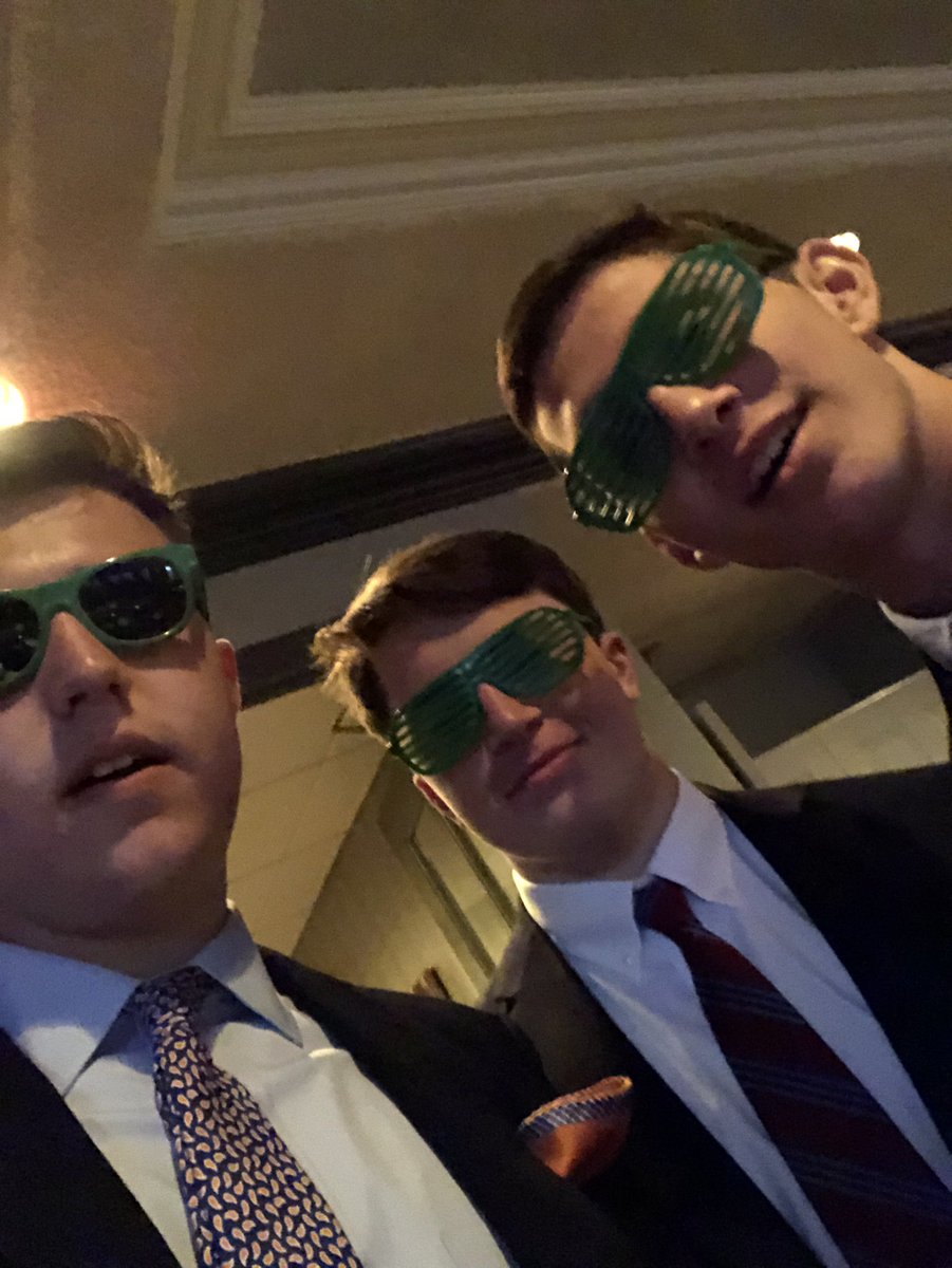 BonkeMania's tweet image. excited to be at #MomProm