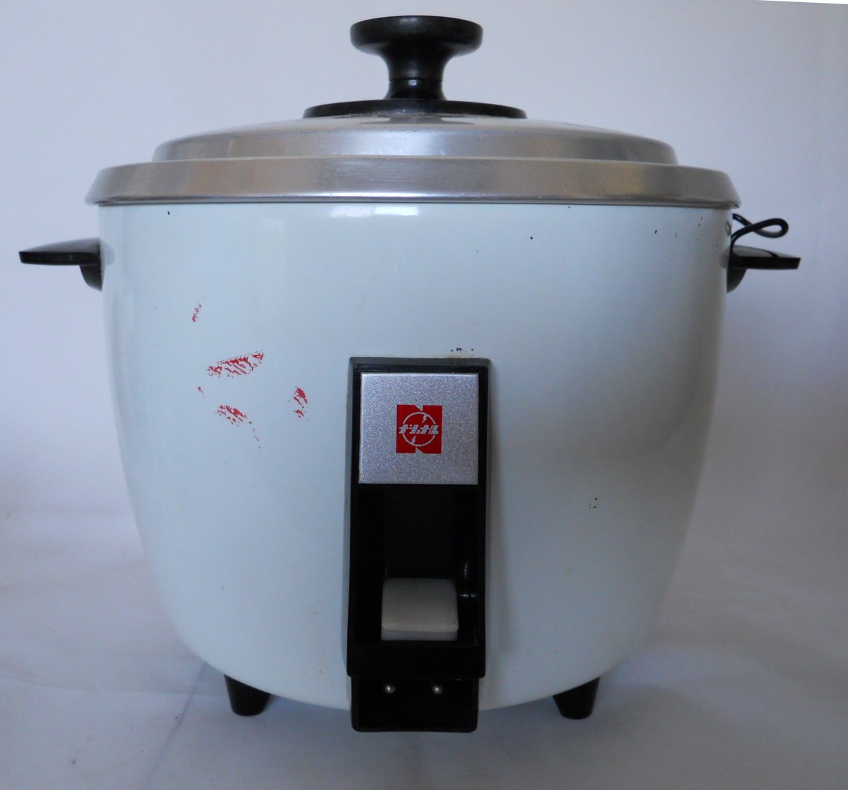 Zombiesoftheinformationsociety On Twitter This Old 1960s Rice Cooker Sold To Someone Who Has An All Vintage Appliances Kitchen How Cool Is That This One Has The National Logo In Japanese So It Was Brought