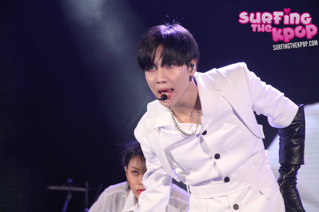 SurfingTheKPOP's tweet photo. Taemin performing at the 2019 Korea Times Music Festival. 
                                   
Please do not edit or remove watermark.                       
_____________________ 
#Taemin #LeeTaemin #이태민 #태민 #SHINEE #샤이니 #KTMF #KoreaTimesMusicFestival #KTMF2019 https://t.co/ujH7UOi9pW