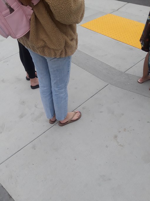 #Whitegirlsfeet rarely disappoint. Was standing at a light and these beauties walked by; beautiful toes<a href="/tag/whitegirlsfeet"class="tags">#Whitegirlsfeet</a>