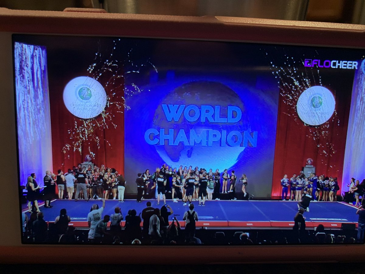 SuperiorCats_CA's tweet photo. @CA_ThroneCats just made @CA_CharlotteNC history🎉 Our 1st globe is coming back to the Clawstle!!! Congratulations 💙🌎 #TCJS #CAfamily https://t.co/y7DuZT0PFj