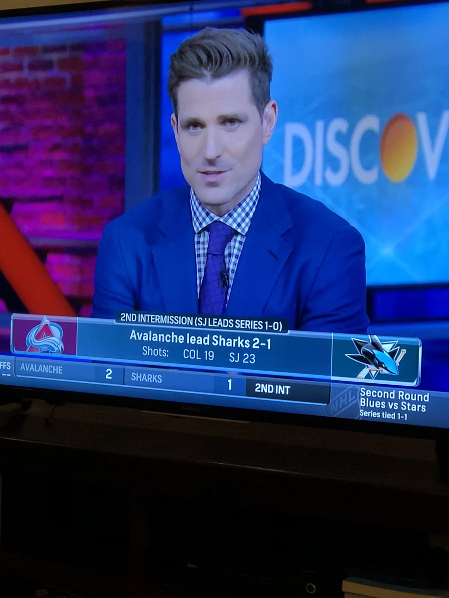 LeafsSFGiants's tweet photo. This is the reason I no longer use the intermission to get a snack or use the bathroom 🤣 #PatrickSharp #McDreamy #Hello!! https://t.co/FZ4wM3Jp3I