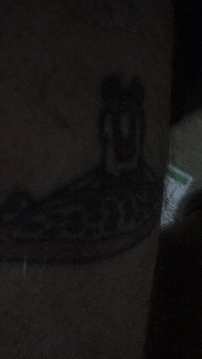 ToughJared's tweet photo. @littlecaesars no discounts for having this sweet tat...😢 https://t.co/5H1pSvA9Ae