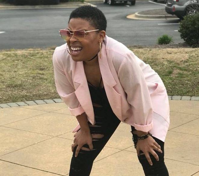 shanewasright's tweet photo. Me trying to see if someone I should care about has died or is hurt in the battle, with all this darkness #GameofThrones https://t.co/QgXxvjFSLa