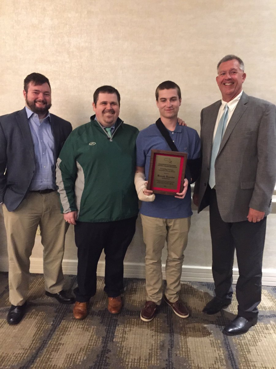 MatignonFBall's tweet photo. Was honored to celebrate Kenneth Rezendes at the @MHSFCA4 banquet as he received the courageous player award. So proud of Kenneth and all he achieved. Congrats to Kenneth and the Rezendes family. https://t.co/LcD5XPnAHz